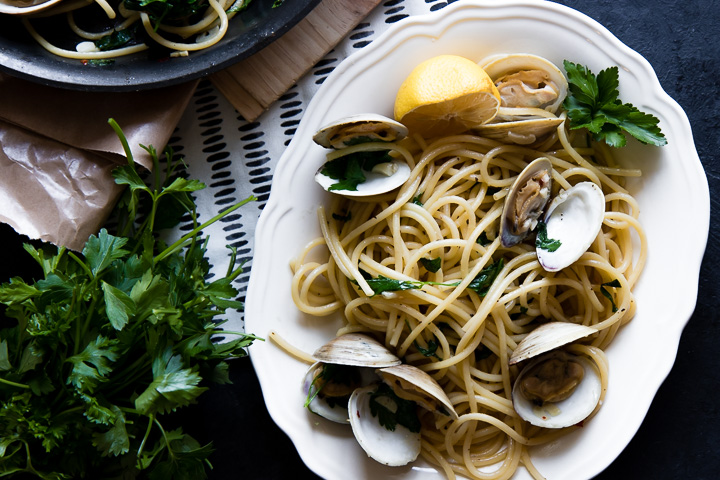 Pasta with Clams in White Wine Garlic Sauce ⋆ Pasta alle Vongole