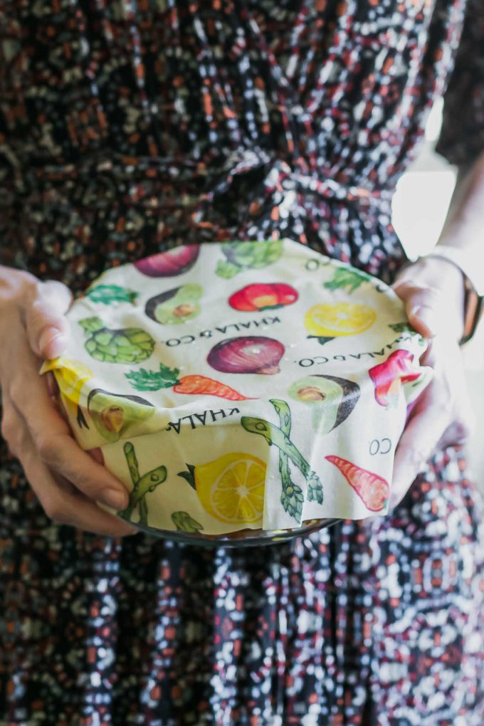 What is Beeswax Food Wrap (And Does it Really Work?) - Environment 911